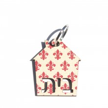 Red club symbol keychain-בית